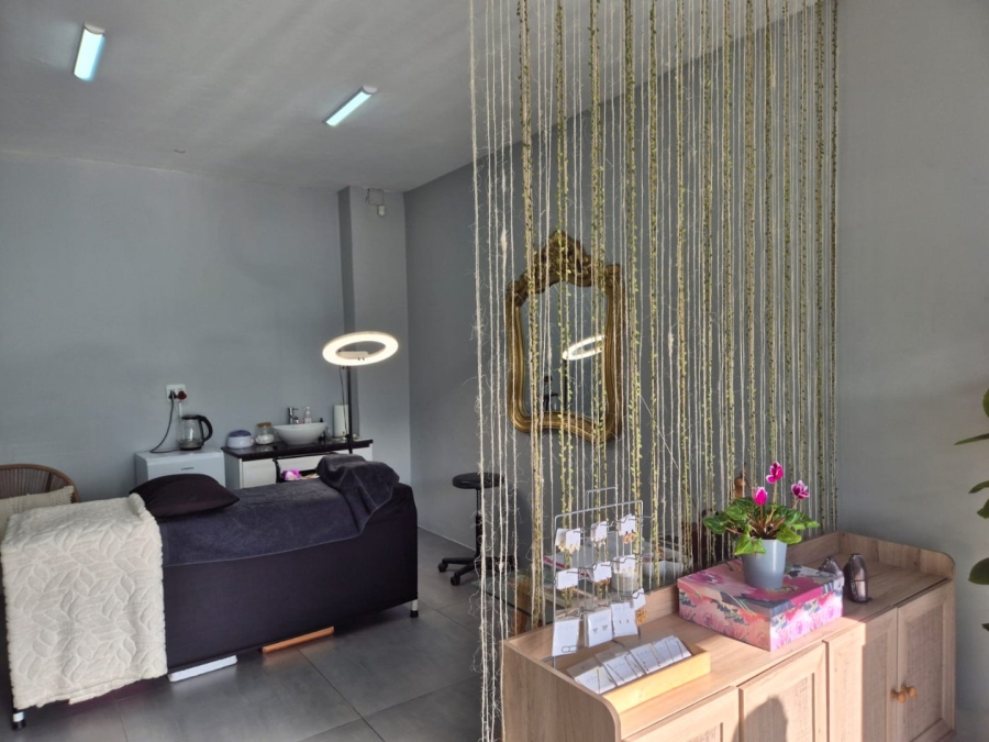 To Let Commercial Property for Rent in George Central Western Cape